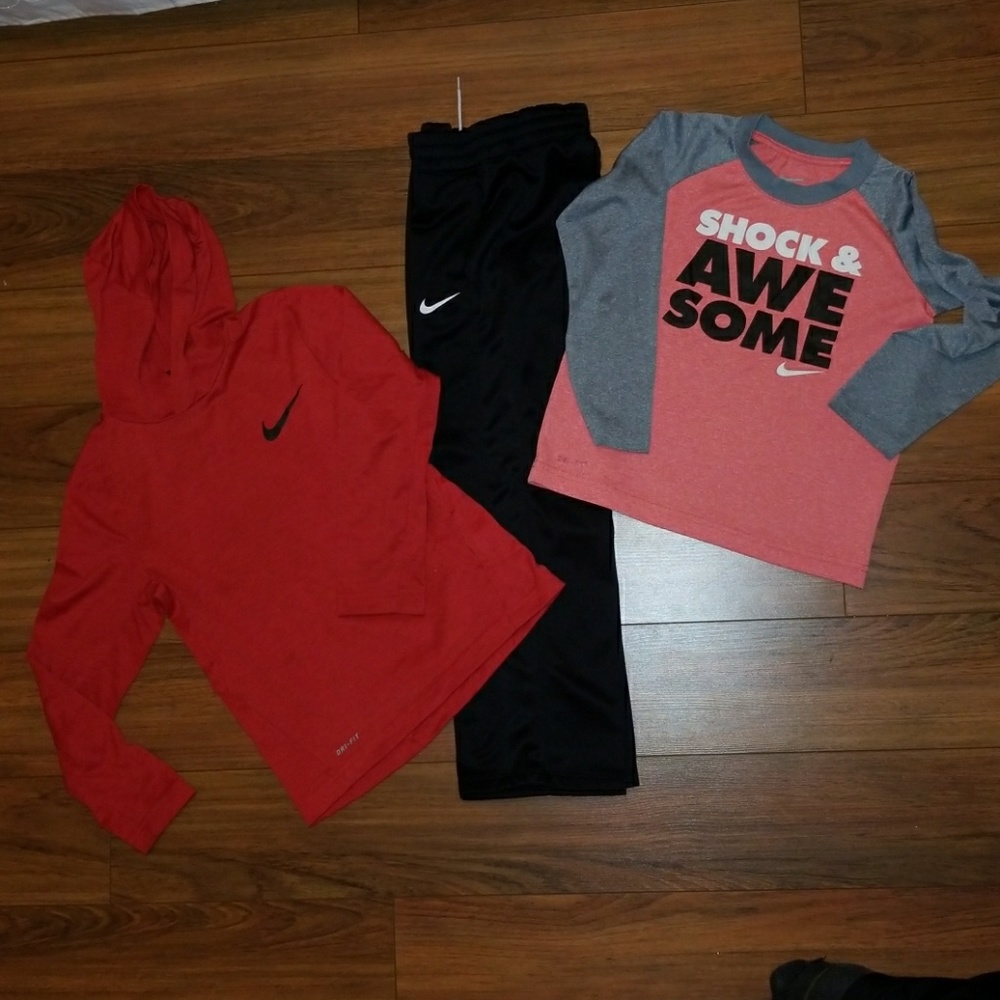 Bundle/Nike Dri-Fit boys hoodie and shirt & sweats